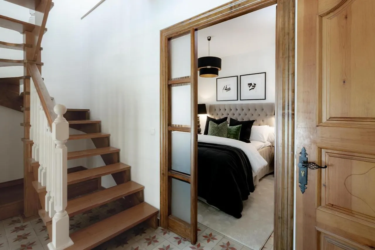 Cln- Spacious 6 Bedroom Villa Next To Beach Marbella