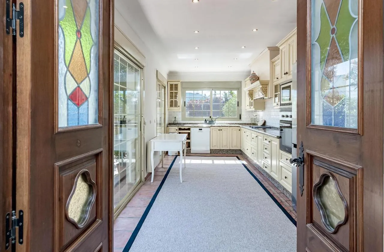 Cln- Spacious 6 Bedroom Villa Next To Beach Marbella