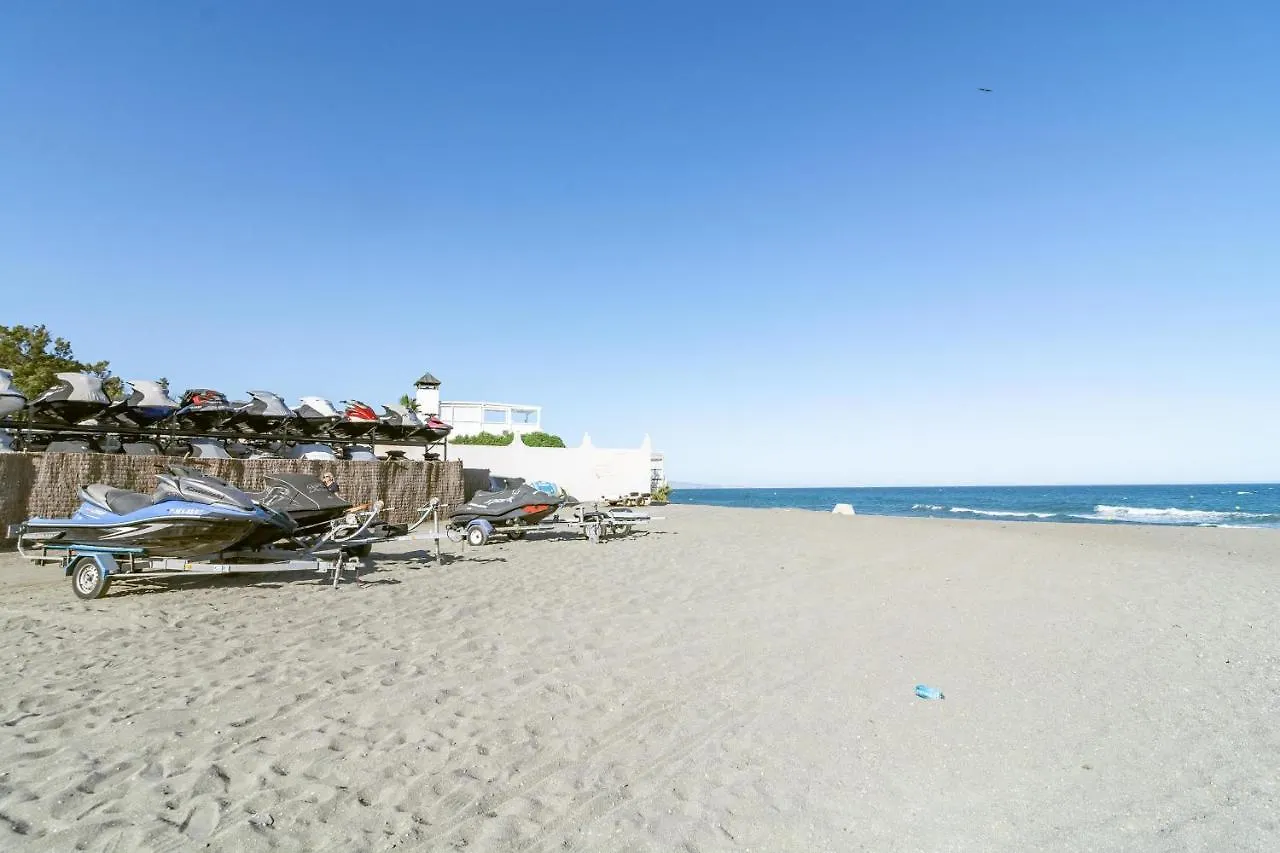 Cln- Spacious 6 Bedroom Villa Next To Beach Marbella