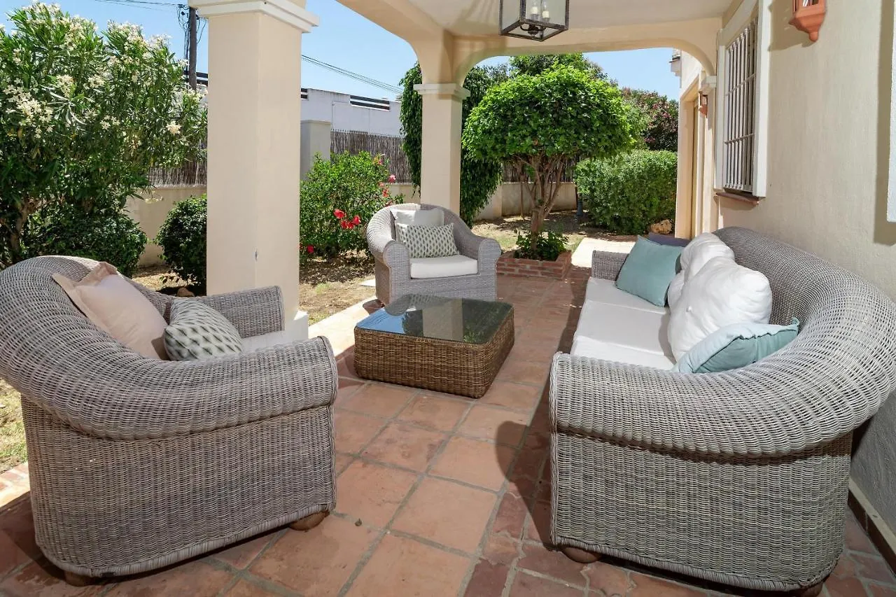 Cln- Spacious 6 Bedroom Villa Next To Beach Marbella